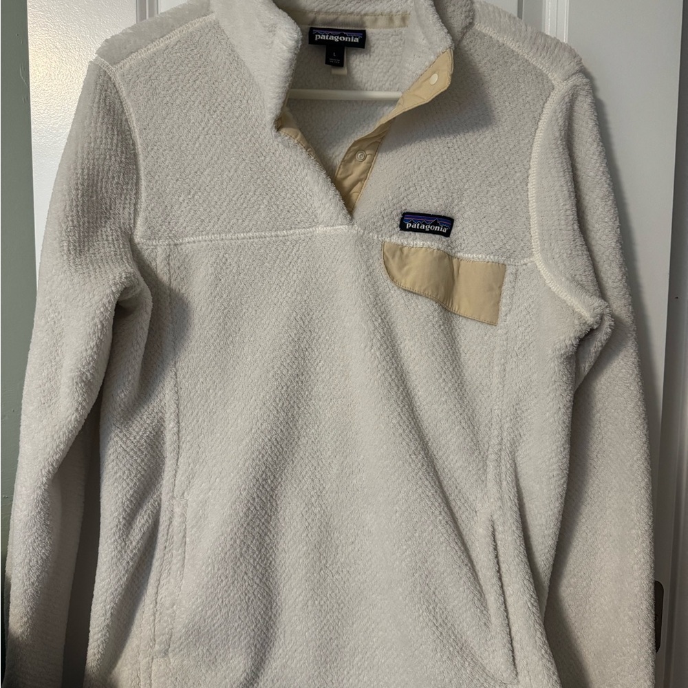Patagonia Off-White Fleece Pullover